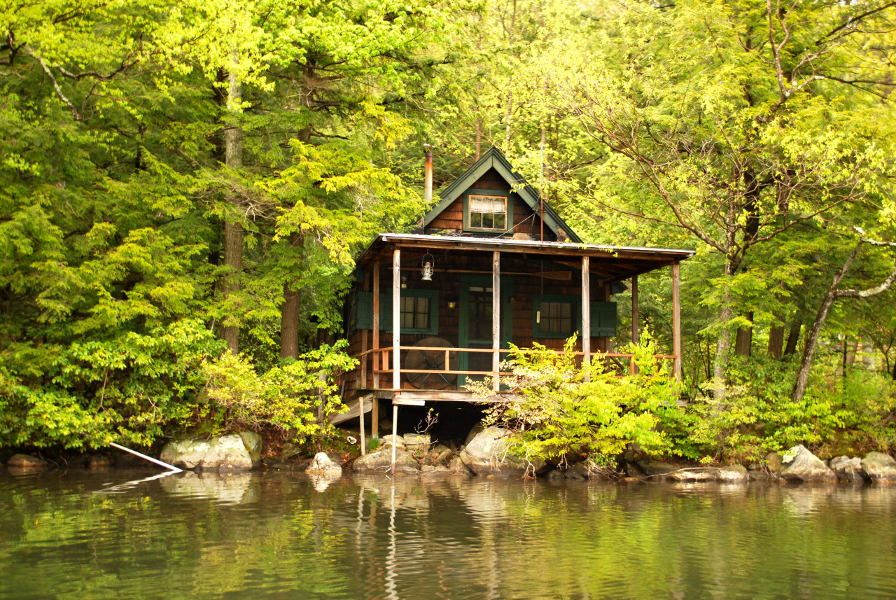 Williams Agate cabin